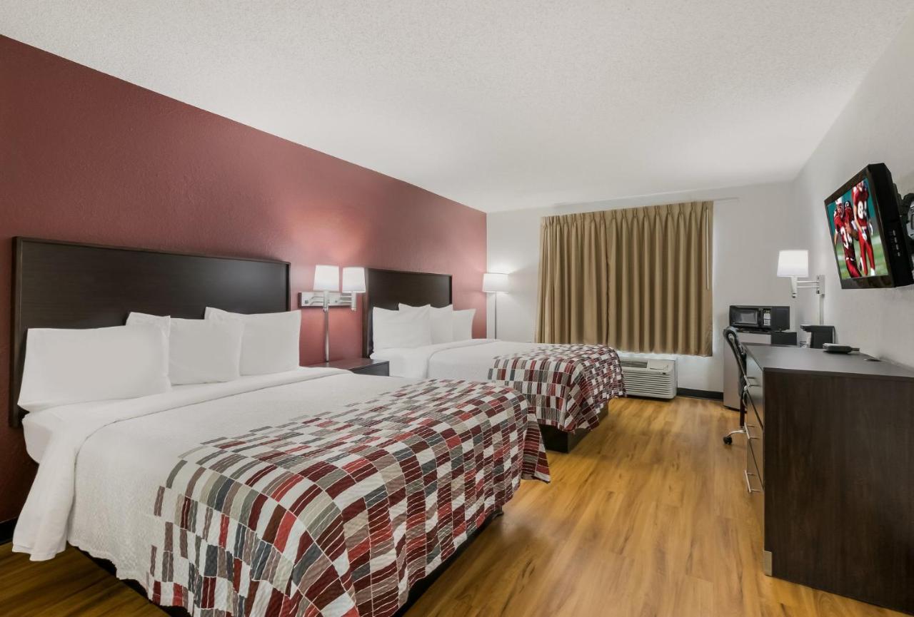 Red Roof Inn & Suites Knoxville East Buitenkant foto