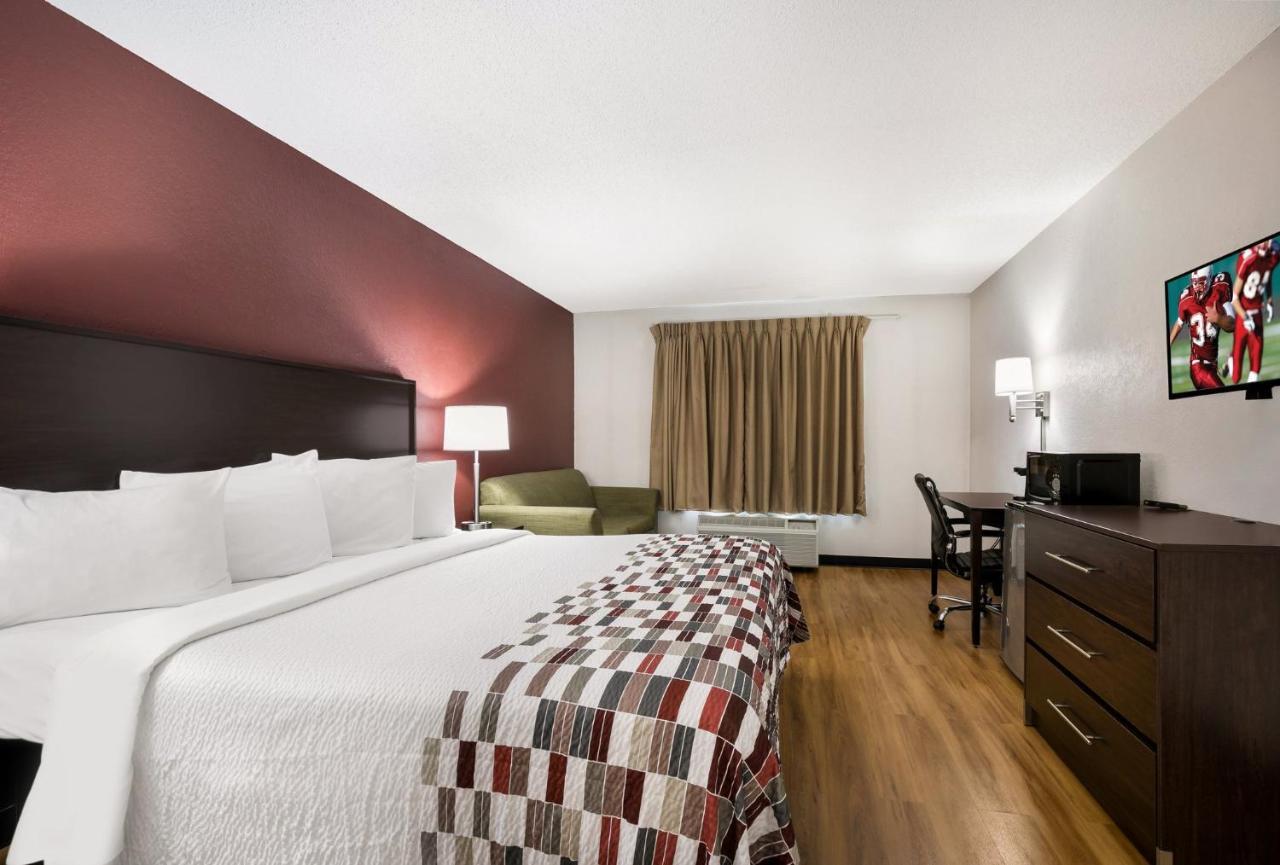 Red Roof Inn & Suites Knoxville East Buitenkant foto